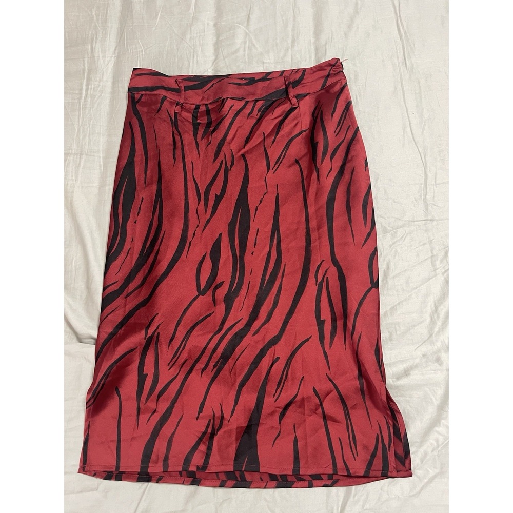 Midnight Velvet Women's Red and Black Zebra Print Skirt Size 10